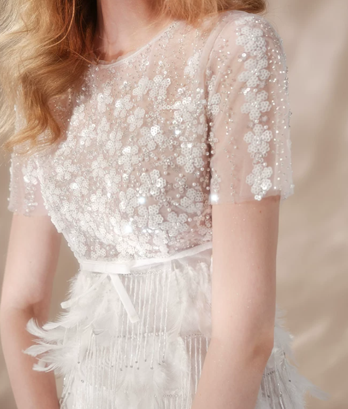 Sleek Jewel Neck White Homecoming Dress Short Sleeve Feather Sequins Bodycon Party Dress C9175