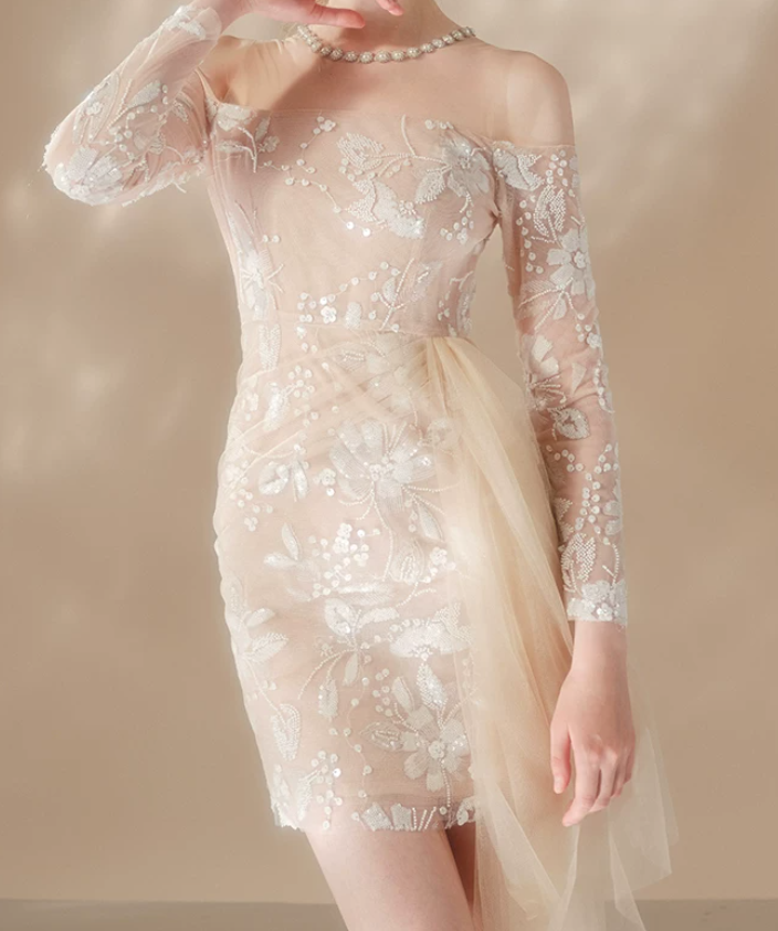 Vintage Illusion Neck Beige Homecoming Dress Long Sleeve Appliques Bodycon Party Dress C9178