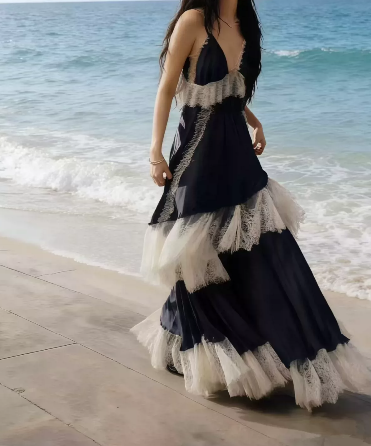 Charming Spaghetti Strap Black Prom Dress Lace Tiered A-Line Evening Dress C9391