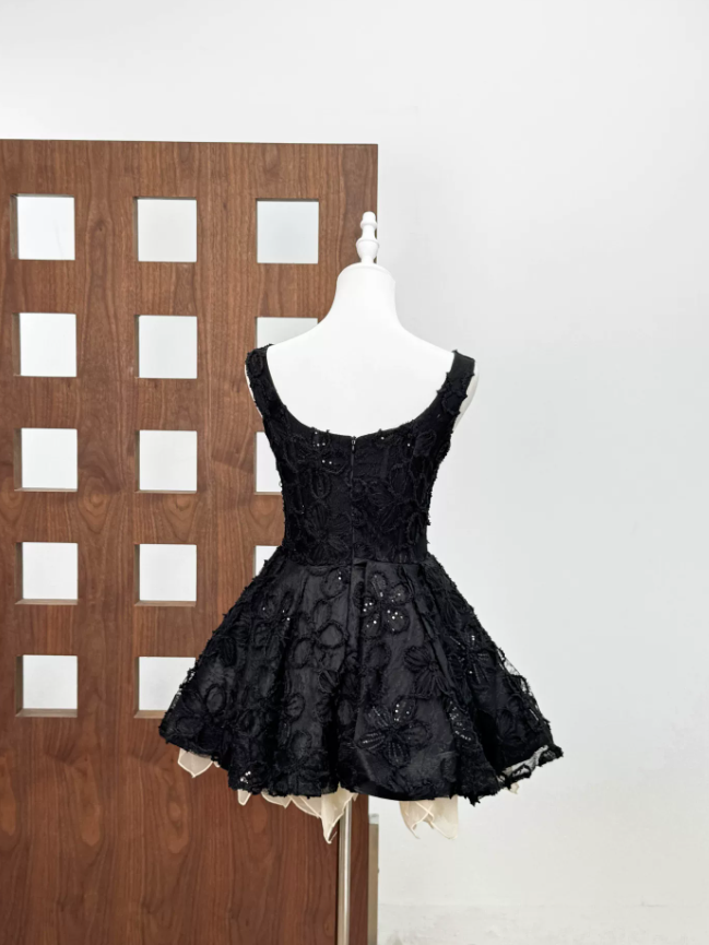 Mini robe de soirée en satin, sans bretelles, sans manches, ligne a, simple, C899