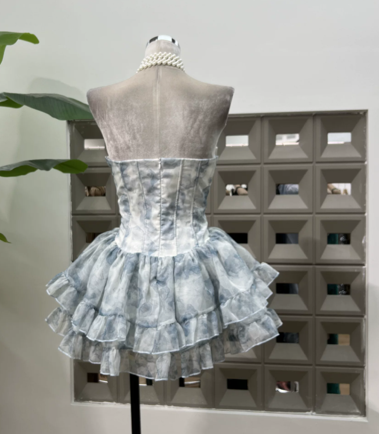 Mini robe de soirée en satin, sans bretelles, sans manches, ligne a, simple, C899