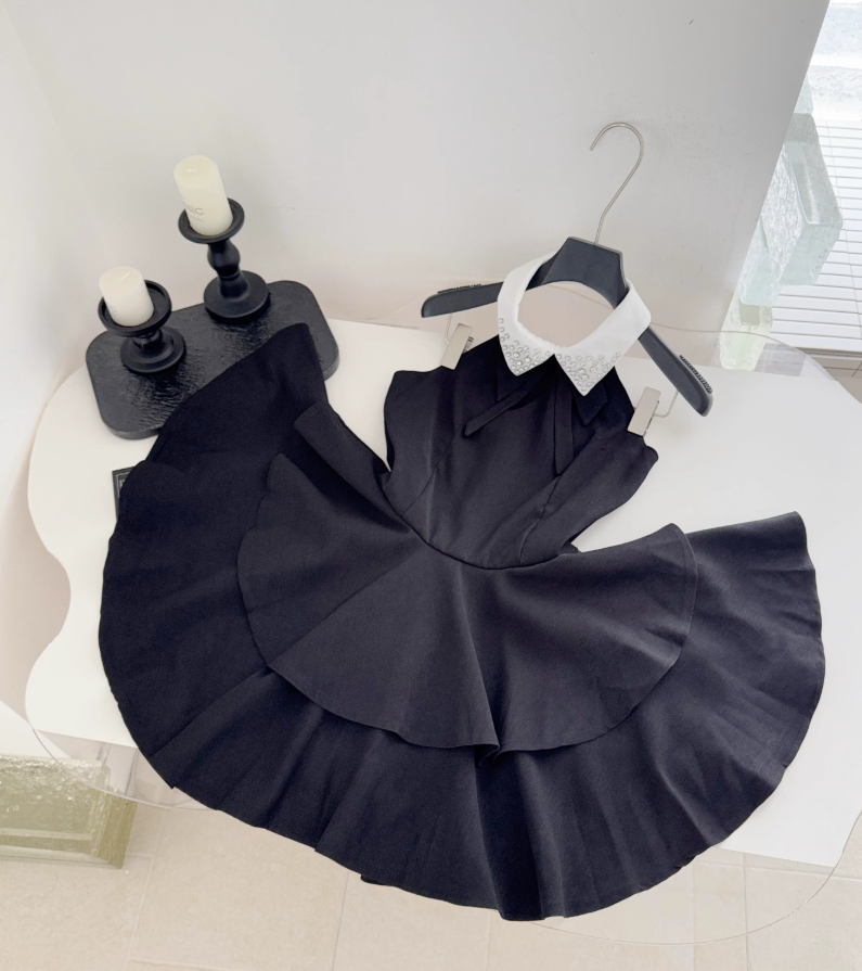 Chic Halter Neck Beaded Homecoming Dress Bow Black A-Line Party Dress C9547