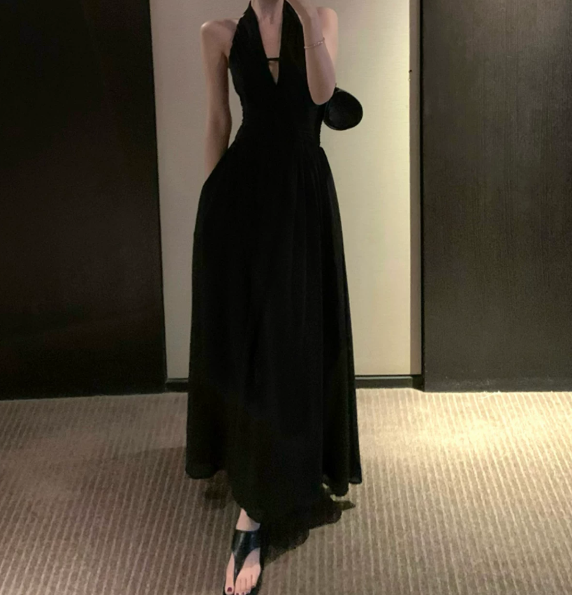 Trendy Halter Neck Prom Dress Black Backless A-Line Evening Dress C9558