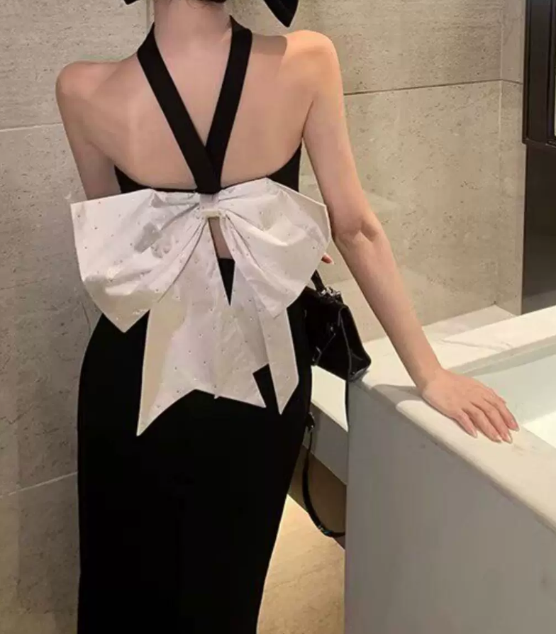 Classical Halter Neck Prom Dress Black Bow Sheath Evening Dress C9597