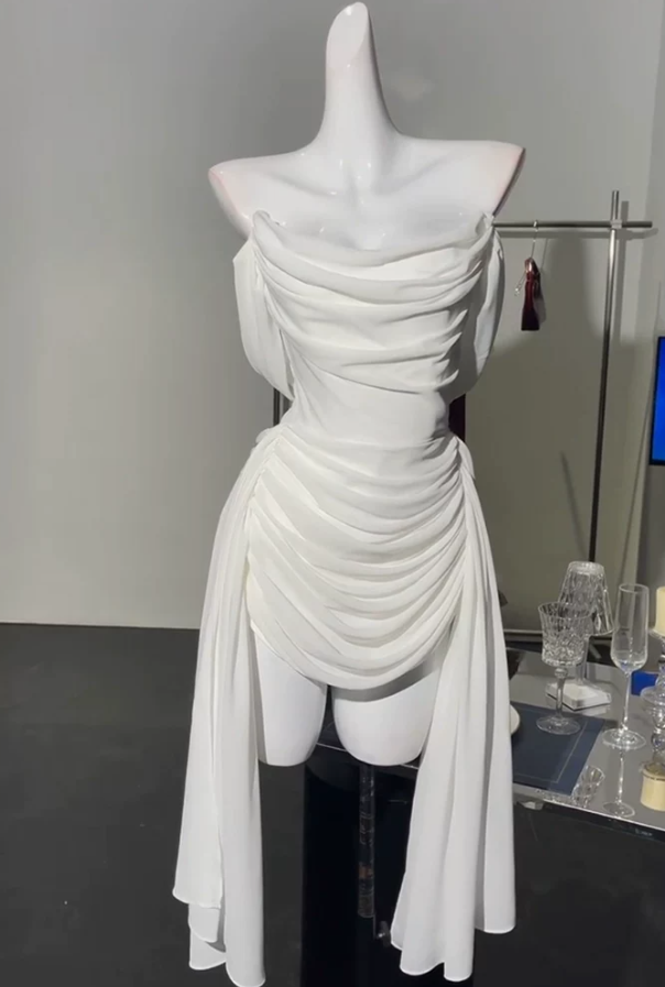Mini robe de soirée en satin, sans bretelles, sans manches, ligne a, simple, C899