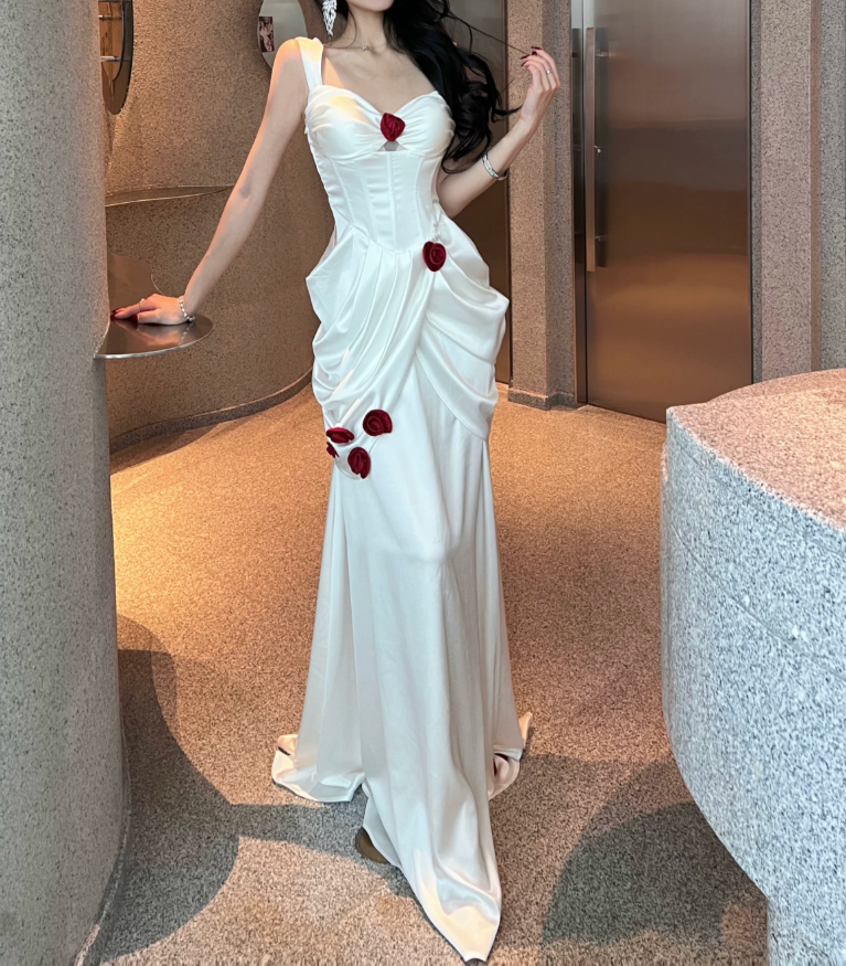 Superbe robe de mariée sirène bustier en satin et tulle, longue et en dentelle, C4563