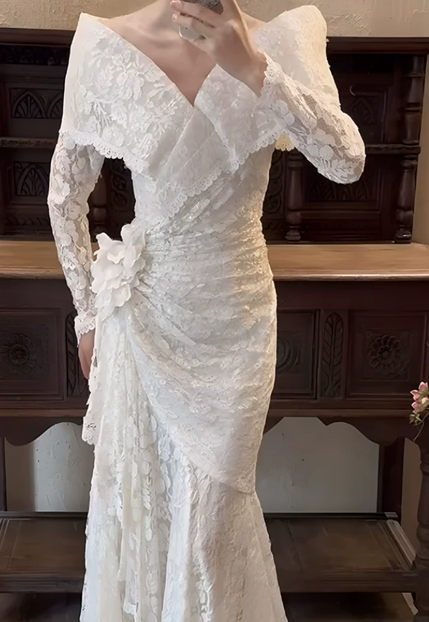 Superbe robe de mariée sirène bustier en satin et tulle, longue et en dentelle, C4563
