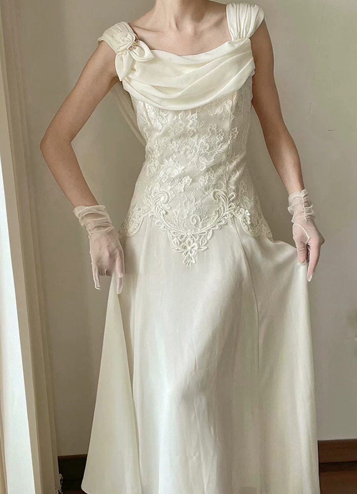 Superbe robe de mariée sirène bustier en satin et tulle, longue et en dentelle, C4563