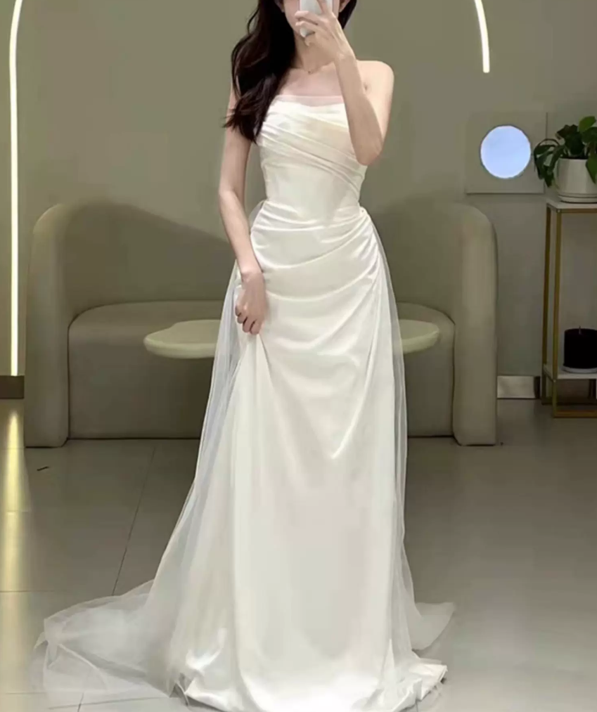 Chic Strapless Wedding Dresses Satin Tulle A-Line Bridal Dress C9849
