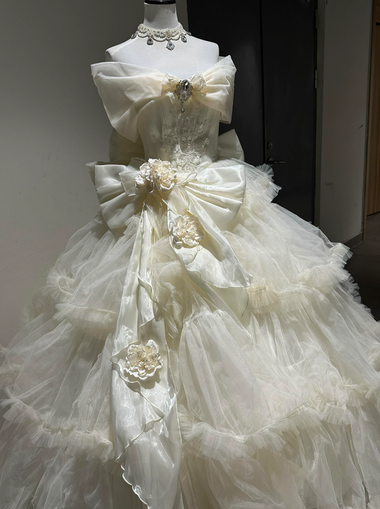 Robe de bal de princesse bustier à volants en satin long, robe de soirée C8117