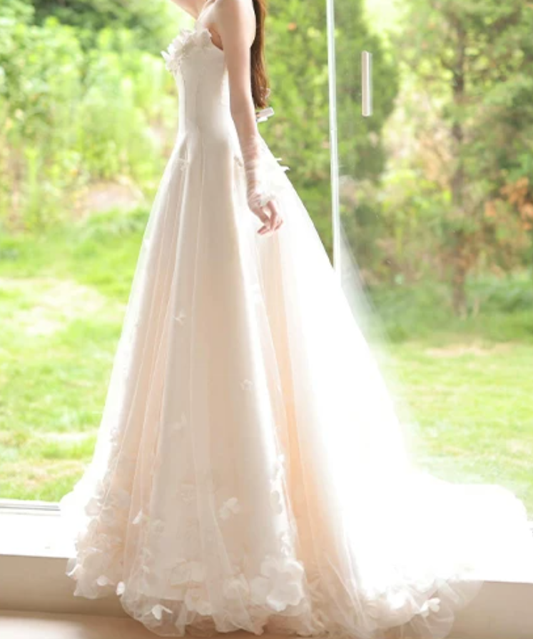 Glam Strapless Wedding Dresses Appliques A-Line Bridal Dress D0066
