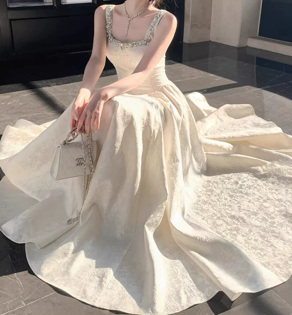 Robe de bal de princesse bustier à volants en satin long, robe de soirée C8117