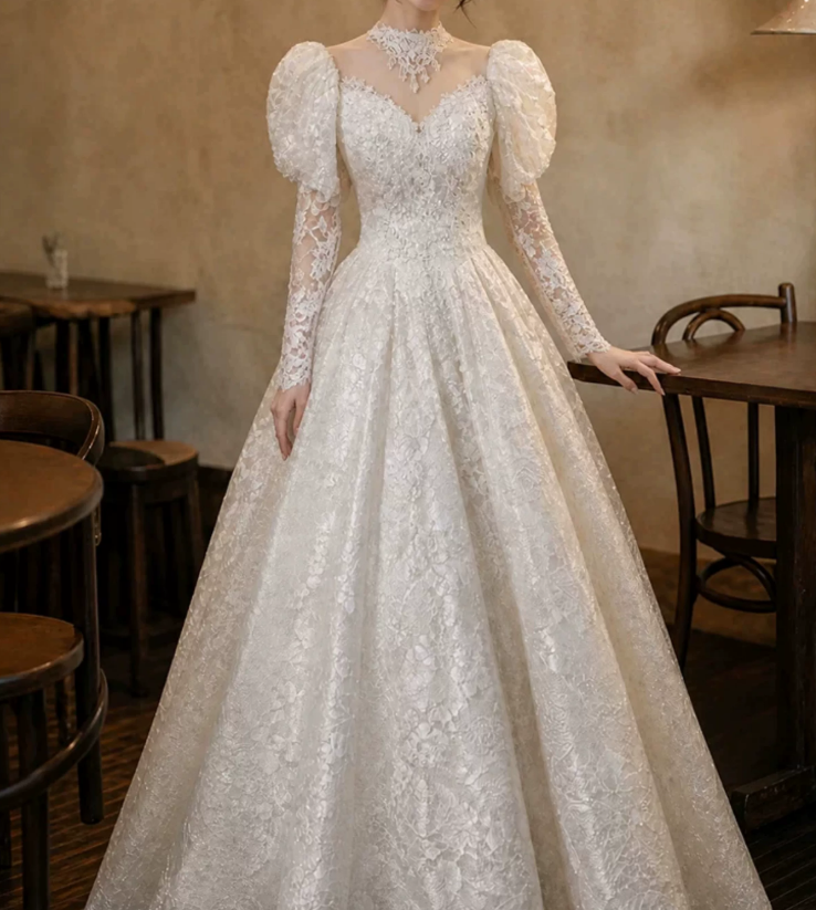 Superbe robe de mariée sirène bustier en satin et tulle, longue et en dentelle, C4563