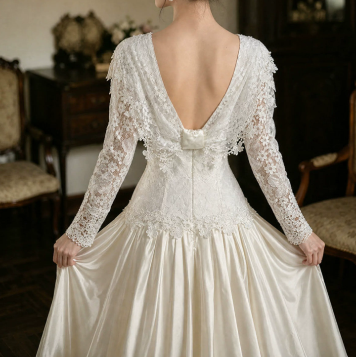Superbe robe de mariée sirène bustier en satin et tulle, longue et en dentelle, C4563
