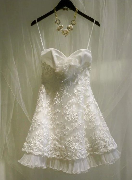 Mini robe de soirée en satin, sans bretelles, sans manches, ligne a, simple, C899