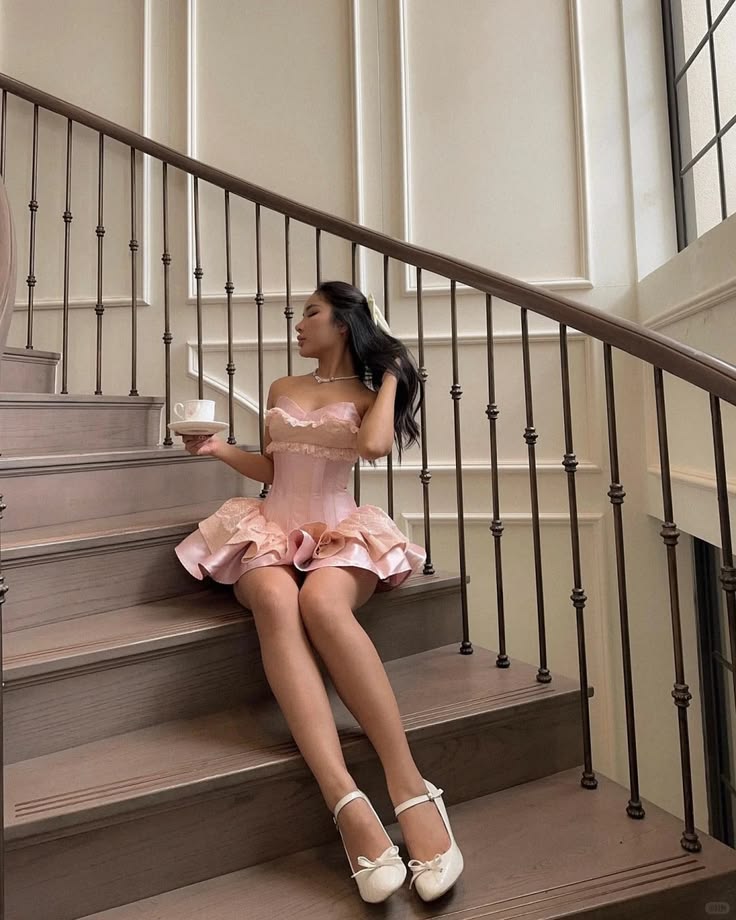 Mini robe de soirée en satin, sans bretelles, sans manches, ligne a, simple, C899