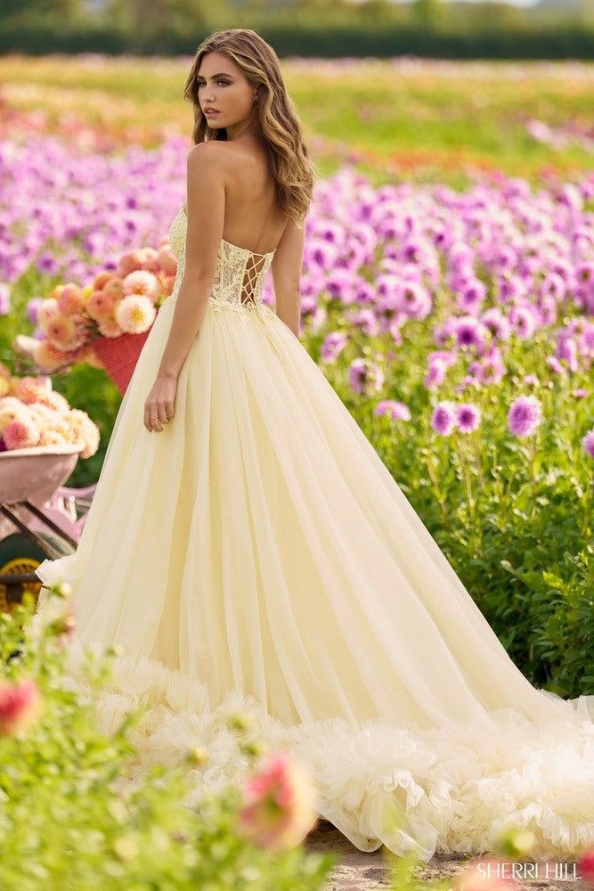 Robe de bal de princesse bustier à volants en satin long, robe de soirée C8117