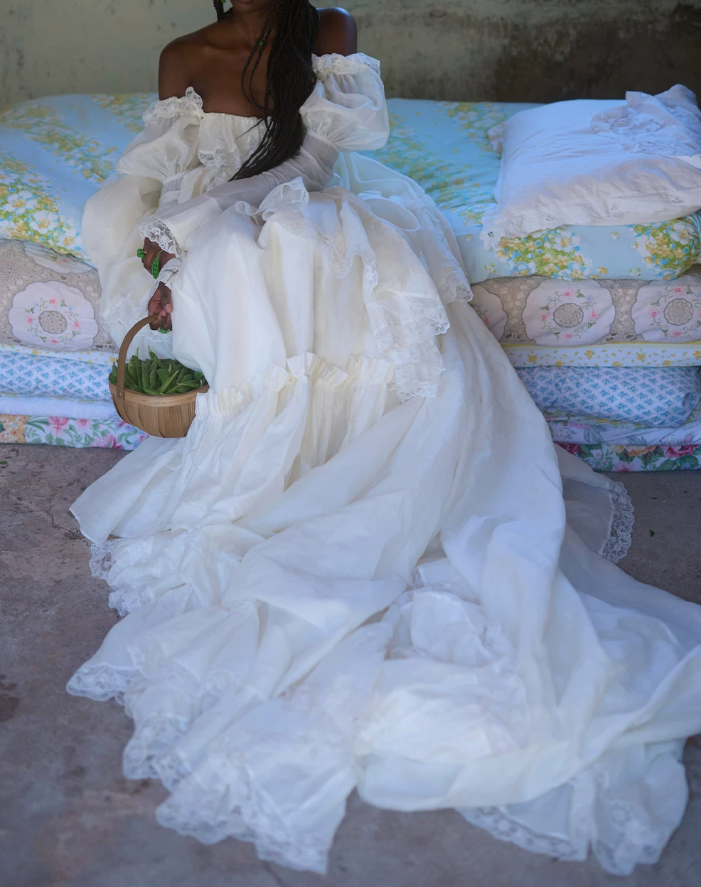 Superbe robe de mariée sirène bustier en satin et tulle, longue et en dentelle, C4563