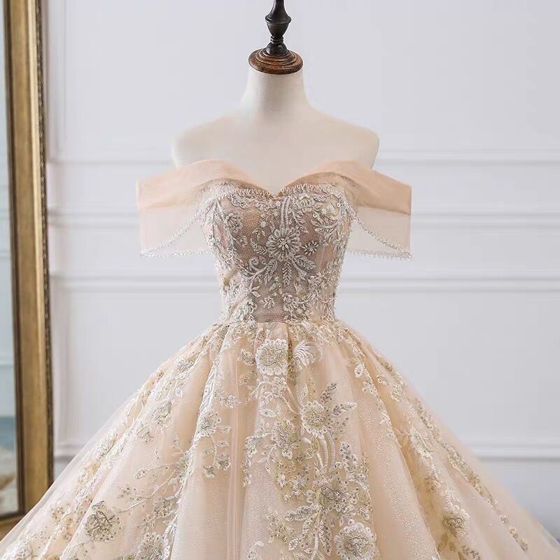 Luxury Ball Gown Off The Shoulder Lace Long Prom Dresses D067