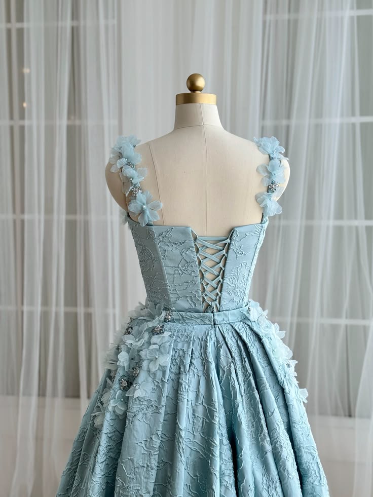 Robe de bal de princesse bustier à volants en satin long, robe de soirée C8117