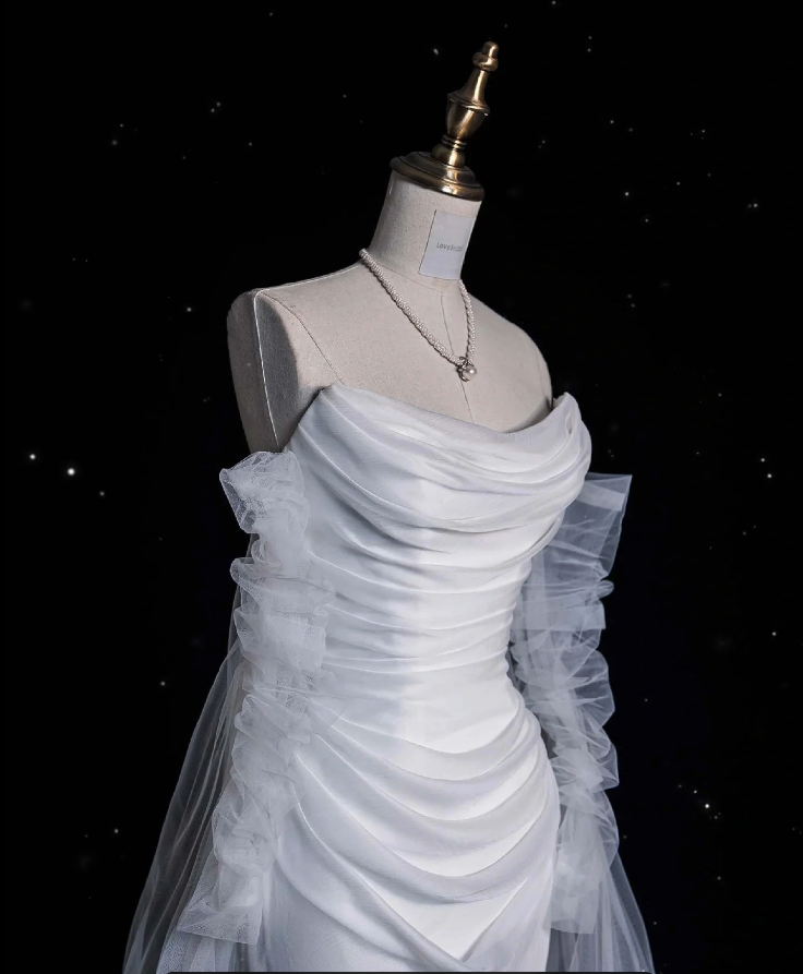 Vintage Mermaid Strapless Tulle Long White Wedding Dresses C674