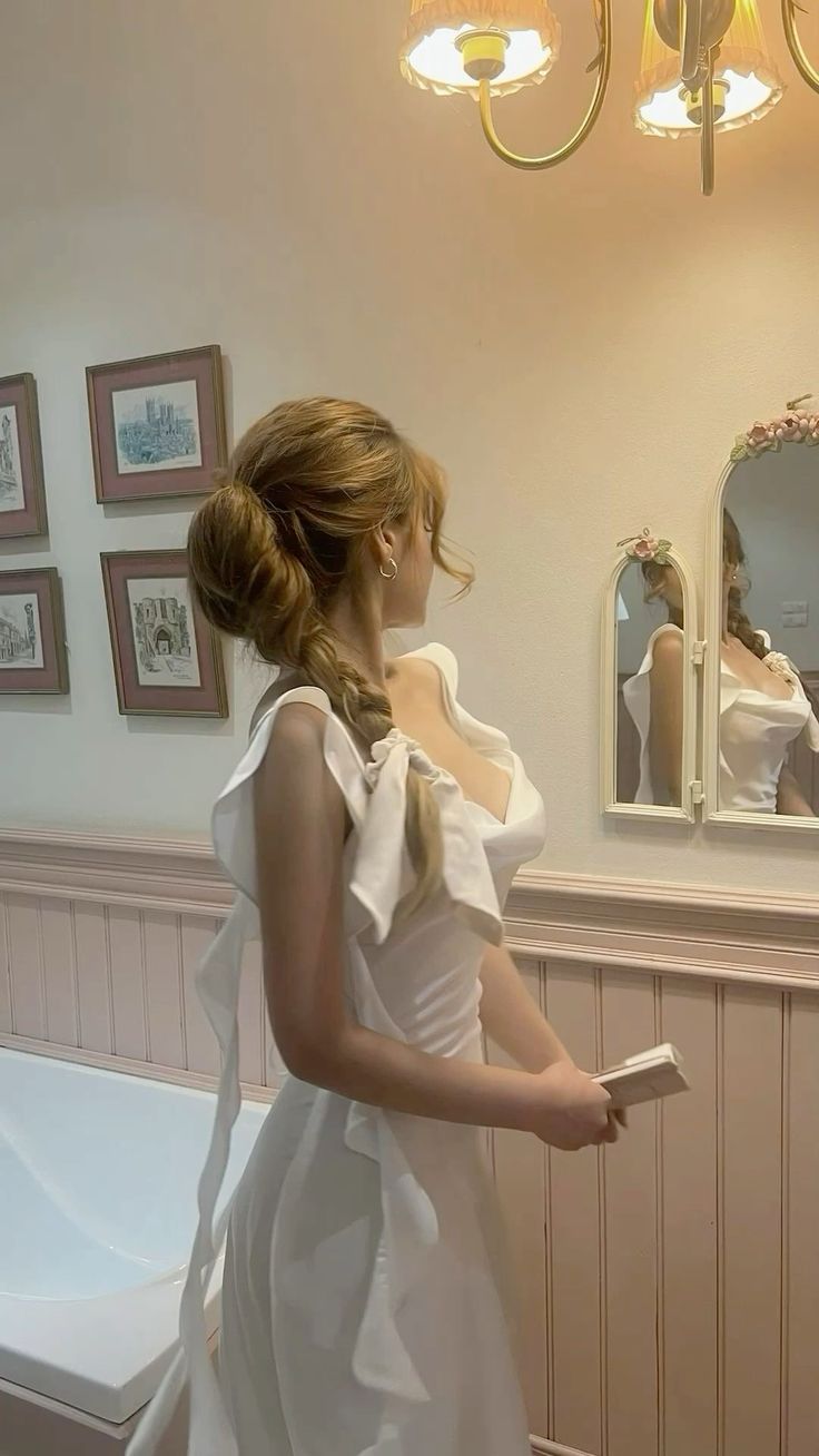 Vintage Sheath Straps White Satin Long Evening Dress Ruffles Prom Dresses BD2491