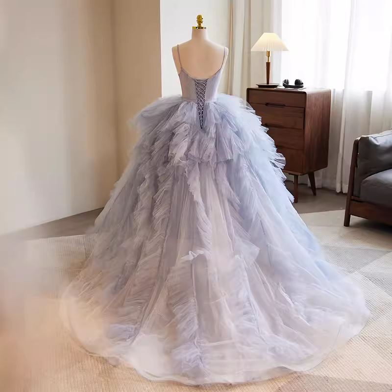 Stunning Ball Gown Spaghetti Straps Tulle Lavender Sweet 16 Dresses B045
