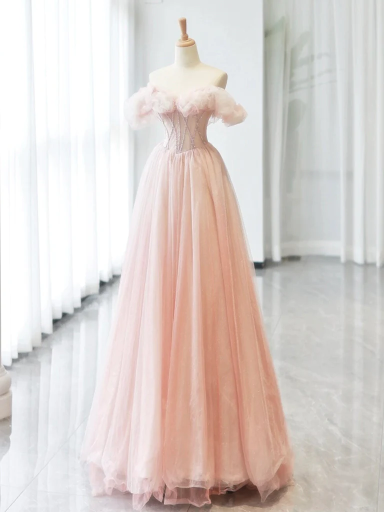 Robe de bal longue en tulle rose, coupe trapèze, col en cœur, épaules dénudées, B156