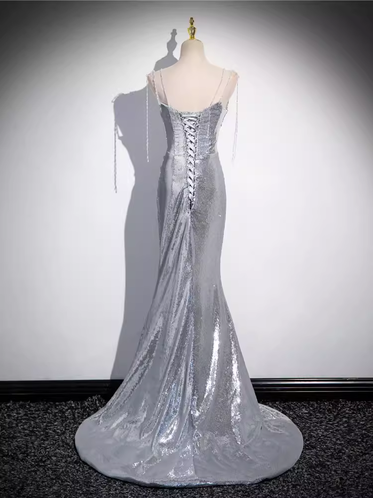 Robe de bal longue à bretelles sirène et paillettes argentées B174