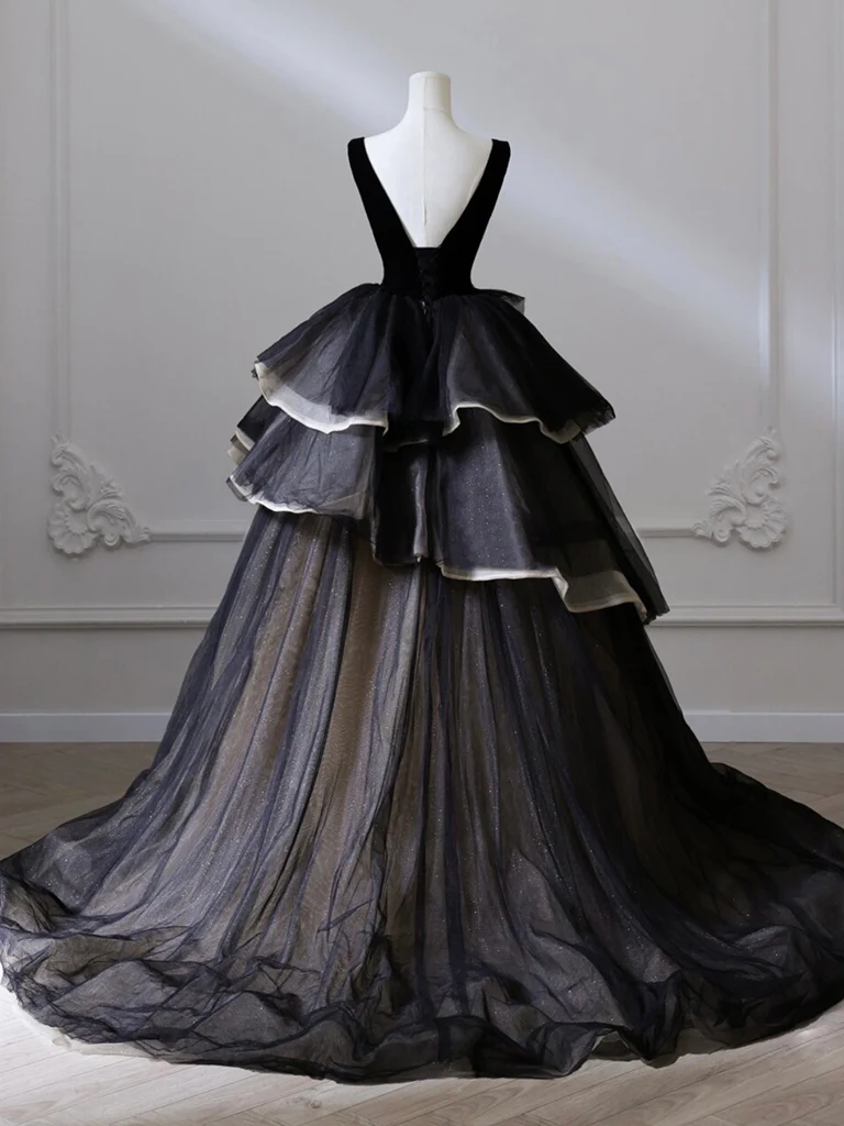 Ball Gown Black V Neck Tulle Velvet Sweet 16 Dress B216