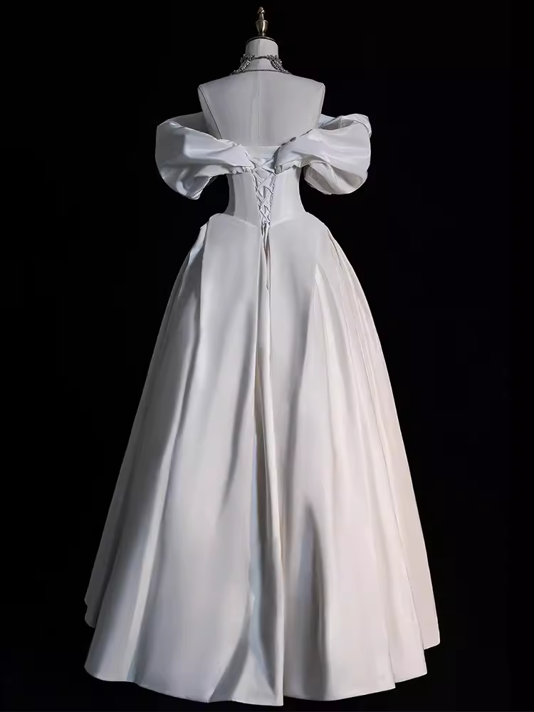 Vintage Ball Gown Strapless White Satin Long Wedding Dresses B434