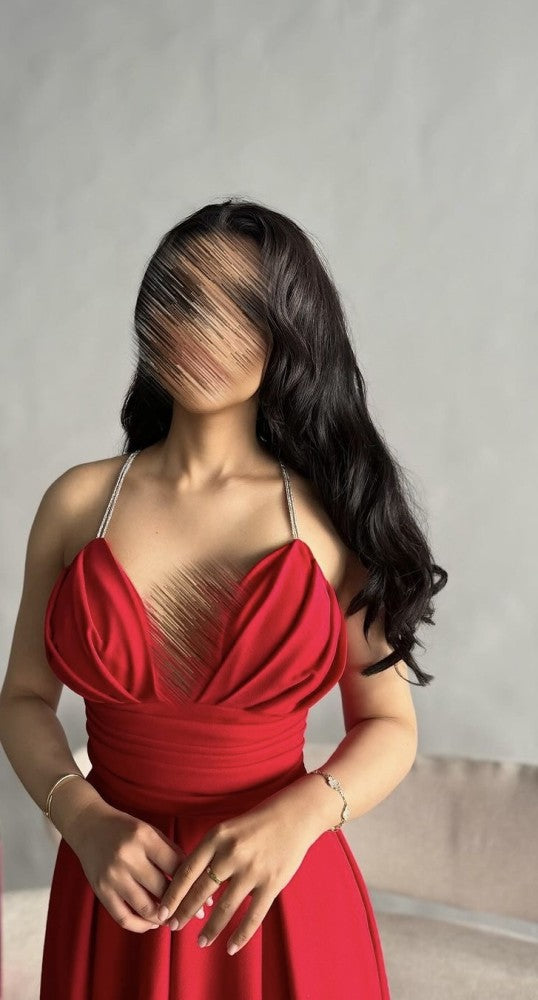 Robe de soirée sexy en mousseline de soie à bretelles spaghetti rouge longueur genou C1717