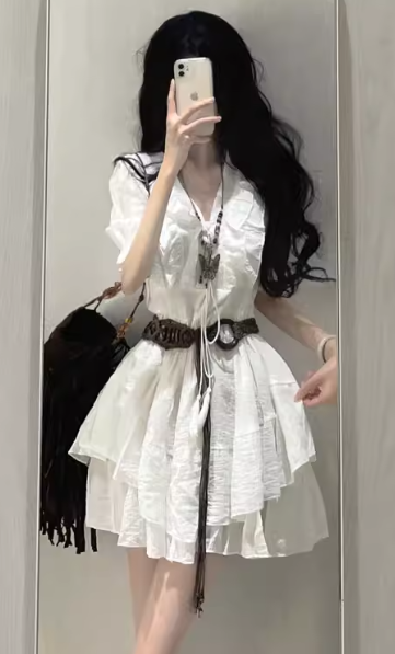 Robe courte d'été pour femme, style français, collection 2026, référence C7345