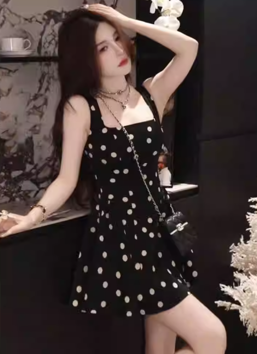 Robe courte d'été pour femme, style français, collection 2026, référence C7827