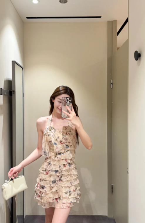 Robe courte d'été pour femme, style français, collection 2026, référence C7976