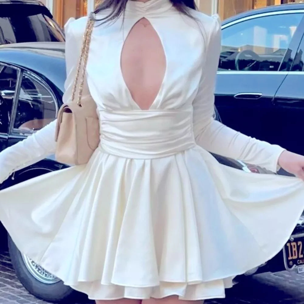 Sexy Ball Gown High Neckline Long Sleeves White Backless Homecoming Dresses 21st Birthday Outfit C2115