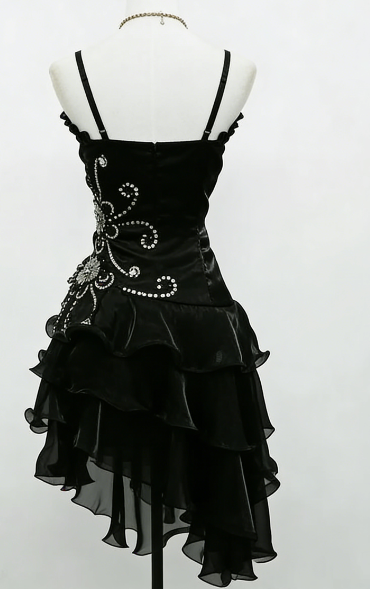 Robe de bal courte sans manches à bretelles fourreau sexy B386