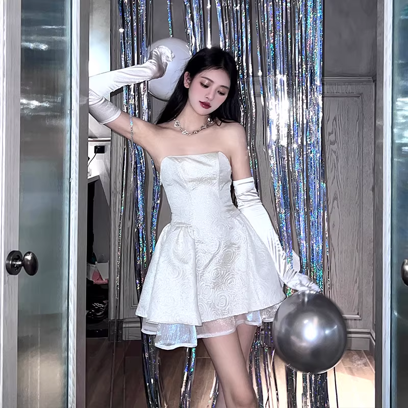 Elegant A line Strapless Satin Short Birthday Outfits Homecoming Dress C902