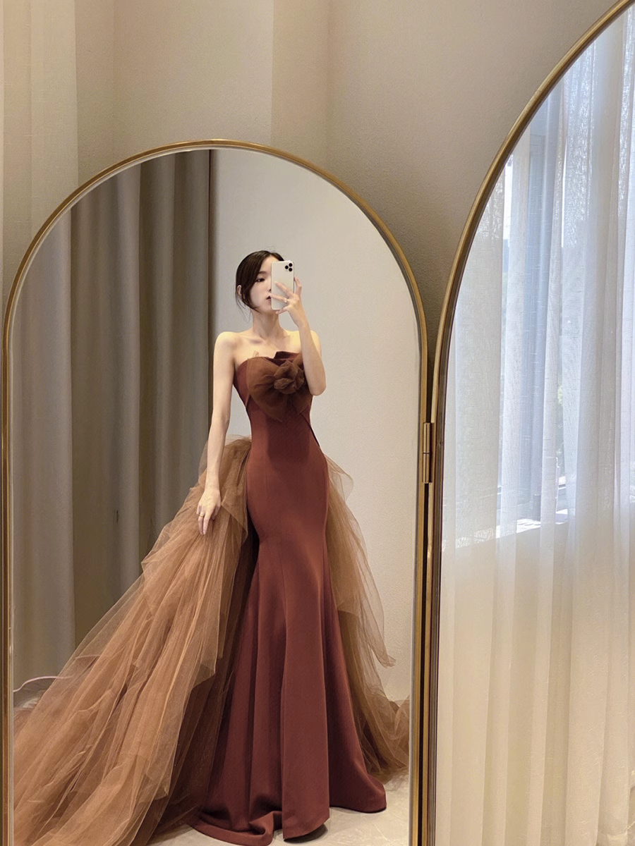 Robe de bal simple sirène sans bretelles marron longueur au sol B001