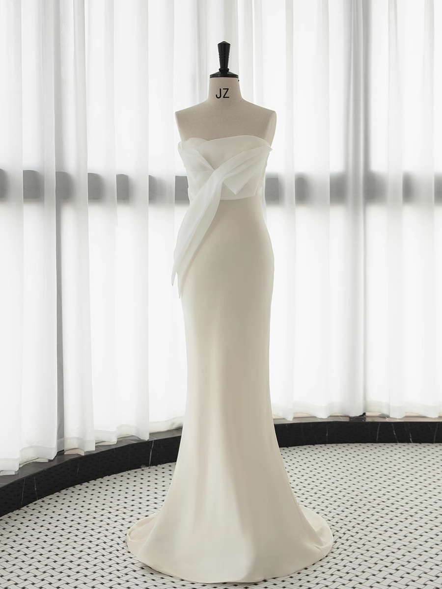 Simple Mermaid Sweetheart White Satin Wedding Dresses B017