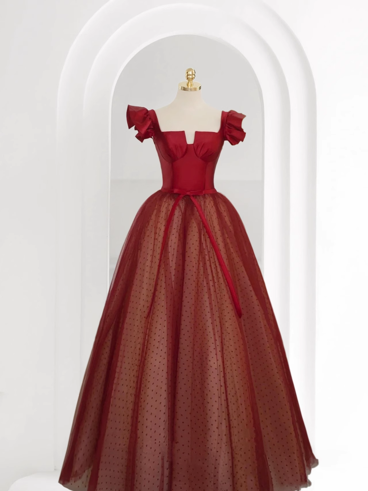 Robe de bal princesse robe de bal en tulle rouge B023