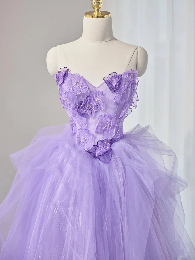 Jolie robe de bal longue en tulle avec col en cœur violet et appliques, B063