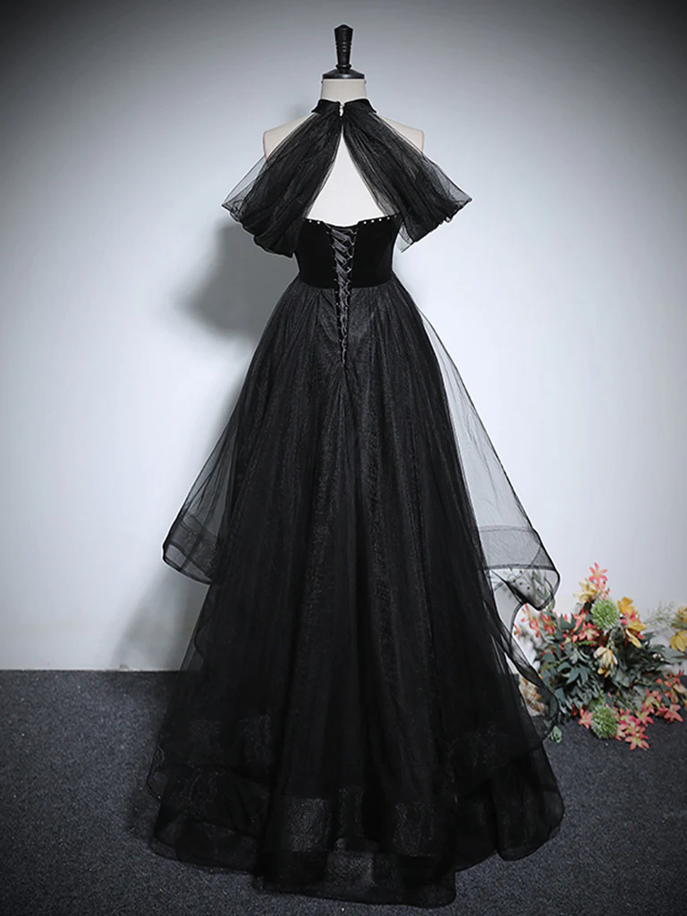 Jolie robe de bal longue noire en tulle trapèze B064