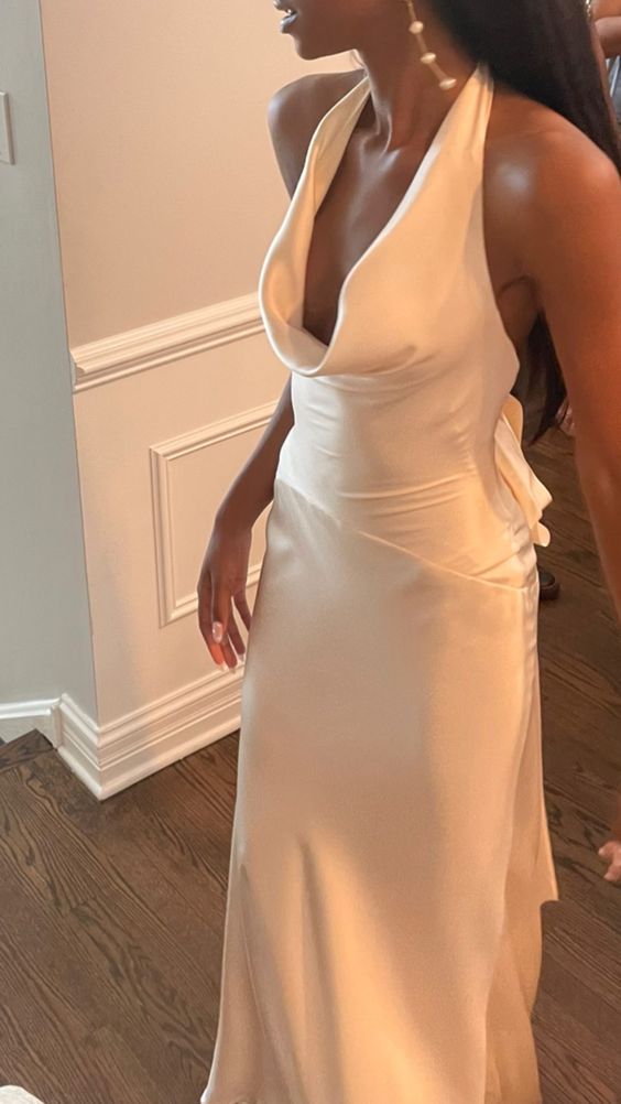 Simple Sheath Sleeveless Halter White Prom Dress B322