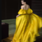 Robe de bal simple sans bretelles en satin jaune longues robes de bal C106