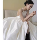 Vintage Ball Gown Scoop Neckline White Satin Wedding Dresses C120