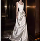 Gaine Vintage sans manches robes de mariée en Satin blanc C122