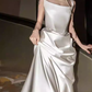 Gaine Vintage sans manches robes de mariée en Satin blanc C122