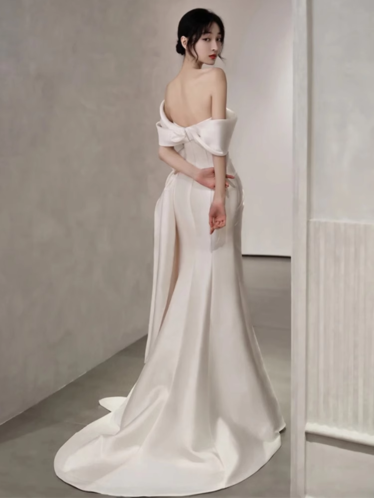 Robe de mariée sirène de conte de fées, manches courtes, blanche, épaules dénudées, fente latérale, C1243