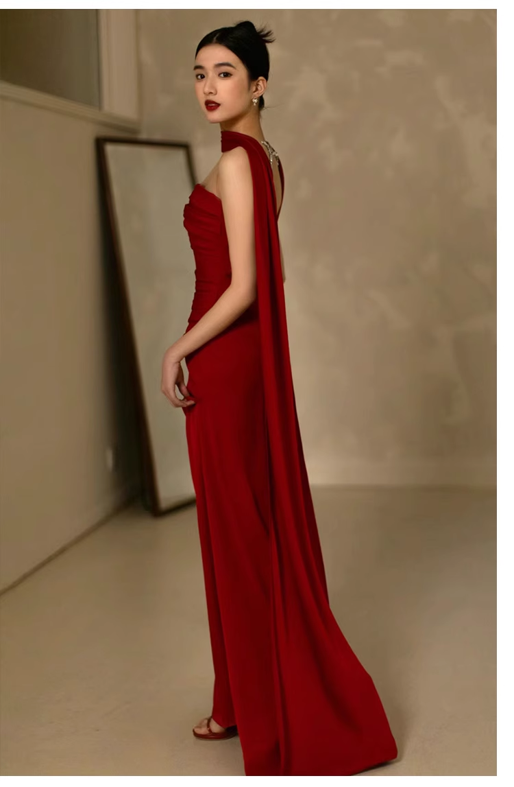 Pretty Sheath Scoop Neckline Satin Burgundy Long Prom Dresses With Ribbon C1596